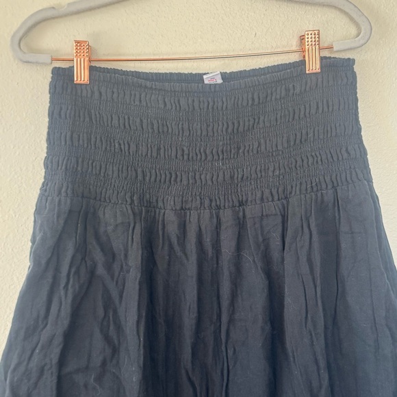 Old Navy Crinkle Gauze Black Smocked Waist Maxi Skirt 100% Cotton M - Picture 3 of 9